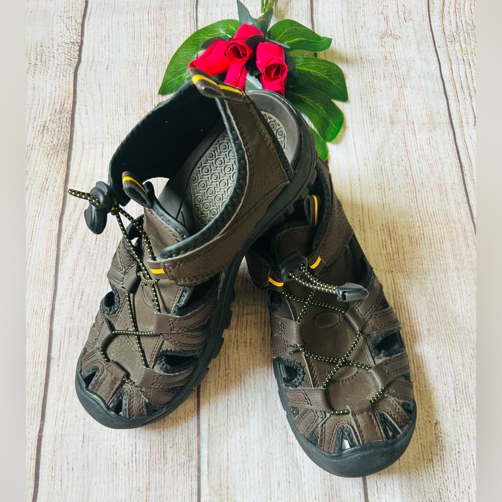 Target Men’s Brown Black Fisherman Hiking Sandals Size 7
